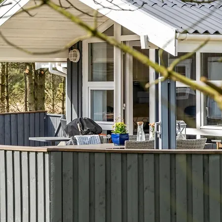 Holiday home Richardine - 850m From The Sea In Nw Jutland By Interhome